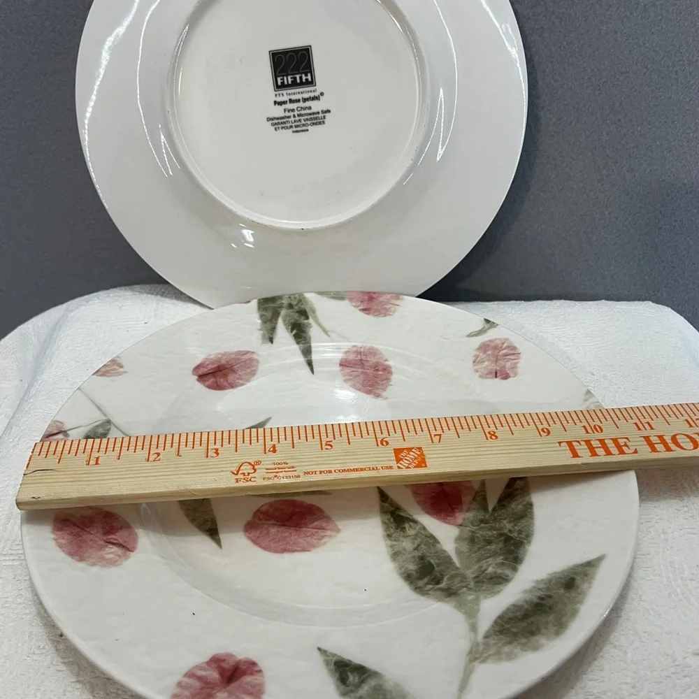 222 Fifth Paper Rose Floral Dinner Plate - Pink and Green
